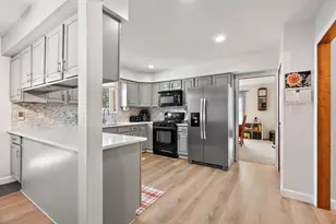 2504 Club Ct, Valparaiso, IN 46383 - Photo 19