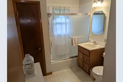 5589 Birch Avenue, Portage, IN 46368 - Photo 9