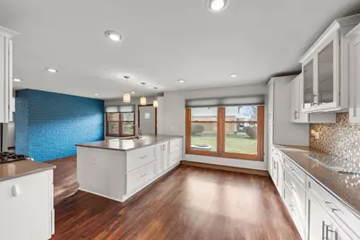 2595 W 65th Avenue, Merrillville, IN 46410 - Photo 9