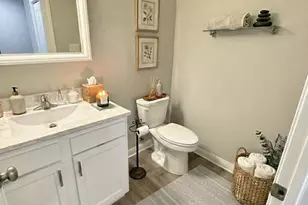 103 Summertree Dr, Chesterton, IN 46304 - Photo 11