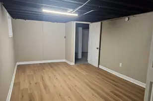 4172 Jefferson St, Gary, IN 46408 - Photo 9