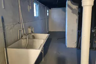 4172 Jefferson St, Gary, IN 46408 - Photo 11