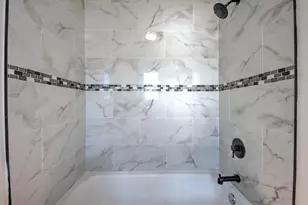 330 Virginia Ave, La Porte, IN 46350 - Photo 19