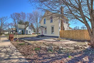 330 Virginia Ave, La Porte, IN 46350 - Photo 41