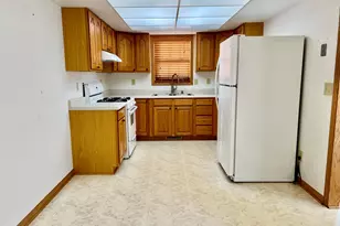 6077 Fillmore Pl, Merrillville, IN 46410 - Photo 7