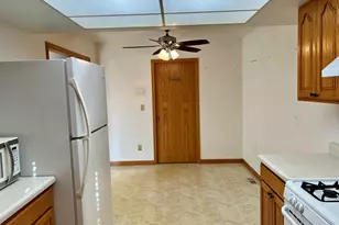 6077 Fillmore Pl, Merrillville, IN 46410 - Photo 9