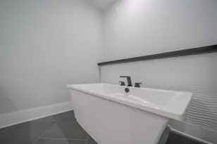 83 Eskir Ln, Crown Point, IN 46307 - Photo 9