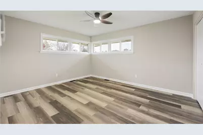 5585 Jackson Street, Merrillville, IN 46410 - Photo 13