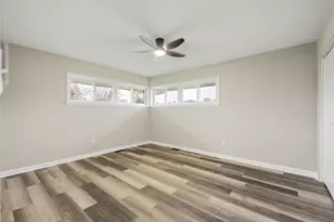 5585 Jackson St, Merrillville, IN 46410 - Photo 13