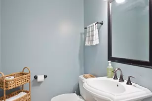 8814 Northcote Ave, Munster, IN 46321 - Photo 17