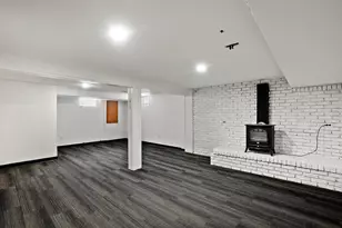 8814 Northcote Ave, Munster, IN 46321 - Photo 33