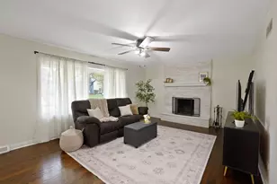 8814 Northcote Ave, Munster, IN 46321 - Photo 3