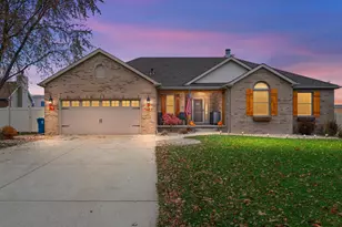 8407 Heron Lake Rd, Saint John, IN 46373 - Photo 1