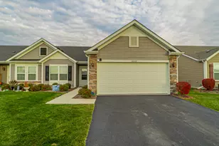 10207 Kreitzburg St, Dyer, IN 46311 - Photo 1