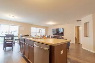 10207 Kreitzburg St, Dyer, IN 46311 - Photo 9