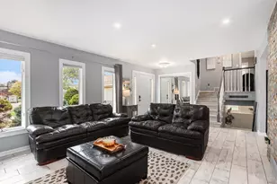 8838 Madison Ct, Munster, IN 46321 - Photo 5