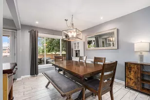 8838 Madison Ct, Munster, IN 46321 - Photo 7