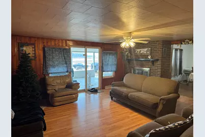 1748 E 900 N, Wheatfield, IN 46392 - Photo 9