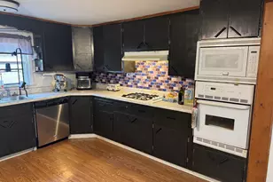 1748 E 900 N, Wheatfield, IN 46392 - Photo 11