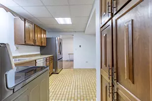 8750 Harrison Ave, Munster, IN 46321 - Photo 13