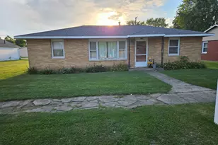 606 N Race St, Monon, IN 47959 - Photo 1