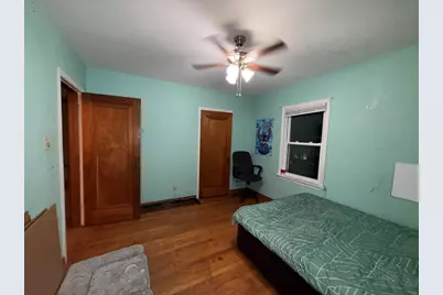 205 S Wisconsin Street, Hobart, IN 46342 - Photo 9