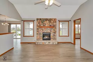 7646 Amanda's Way, Crown Point, IN 46307 - Photo 3