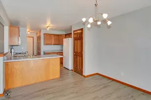 7646 Amanda's Way, Crown Point, IN 46307 - Photo 7