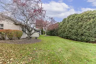 10331 Clark Ct, Munster, IN 46321 - Photo 5