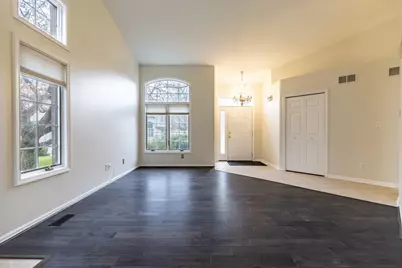 10331 Clark Court, Munster, IN 46321 - Photo 9