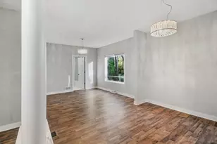 537 Harrison St, Gary, IN 46402 - Photo 5