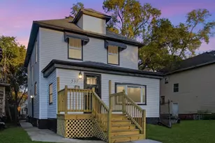 537 Harrison St, Gary, IN 46402 - Photo 1