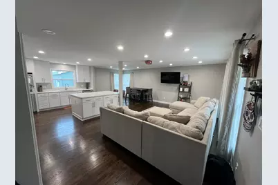 9430 Oriole Drive, Munster, IN 46321 - Photo 5