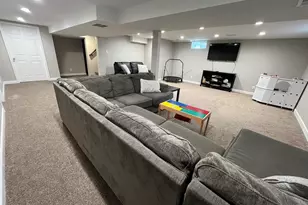 9430 Oriole Dr, Munster, IN 46321 - Photo 23