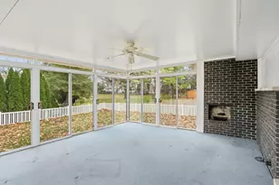 1917 Kennedy Ave, Schererville, IN 46375 - Photo 17