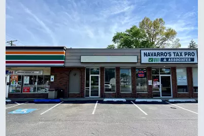 706 1/2 E Lincolnway, Valparaiso, IN 46383 - Photo 1