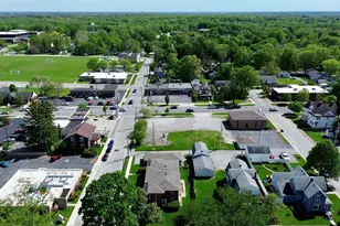 706 1/2 E Lincolnway, Valparaiso, IN 46383 - Photo 7