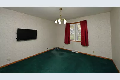 245 E Frank Boulevard, Winamac, IN 46996 - Photo 19