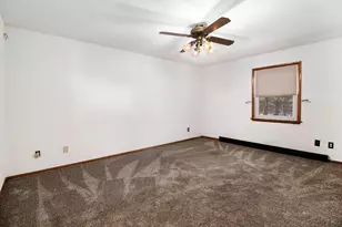 11404 Chateau Ln, Demotte, IN 46310 - Photo 13