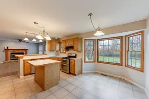 101 81st Ave, Schererville, IN 46375 - Photo 3