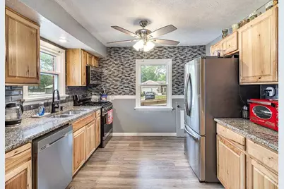 312 Wilshire Avenue, Michigan City, IN 46360 - Photo 11