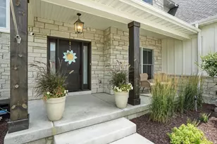 9721 Sweetspire Ave, Saint John, IN 46373 - Photo 3