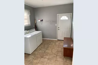 111 W Rutsen Street, Rensselaer, IN 47978 - Photo 9