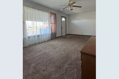 111 W Rutsen Street, Rensselaer, IN 47978 - Photo 5