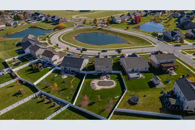 9351 Chestnut Cove, Saint John, IN 46373 - Photo 3