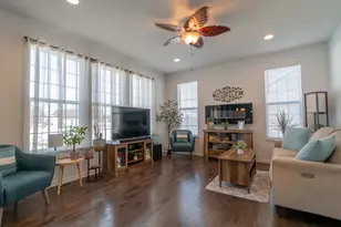 9351 Chestnut Cv, Saint John, IN 46373 - Photo 21