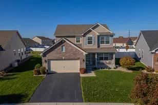 9351 Chestnut Cv, Saint John, IN 46373 - Photo 1