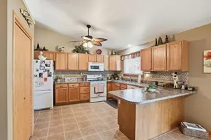 6586 Falcon Dr, Schererville, IN 46375 - Photo 7