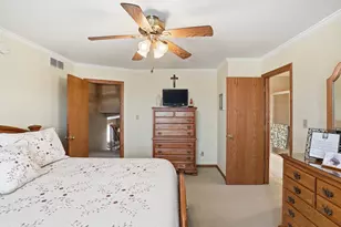 6586 Falcon Dr, Schererville, IN 46375 - Photo 13