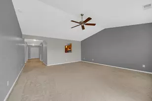 9170 Carolina Ct, Merrillville, IN 46410 - Photo 15